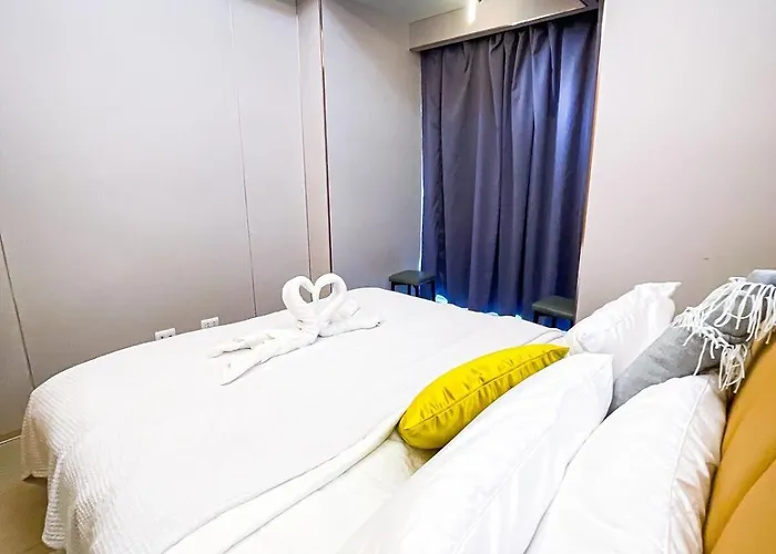 Ultra Luxury 1br Near Solaire & Okada Apartment