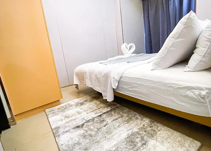 Ultra Luxury 1br Near Solaire & Okada *