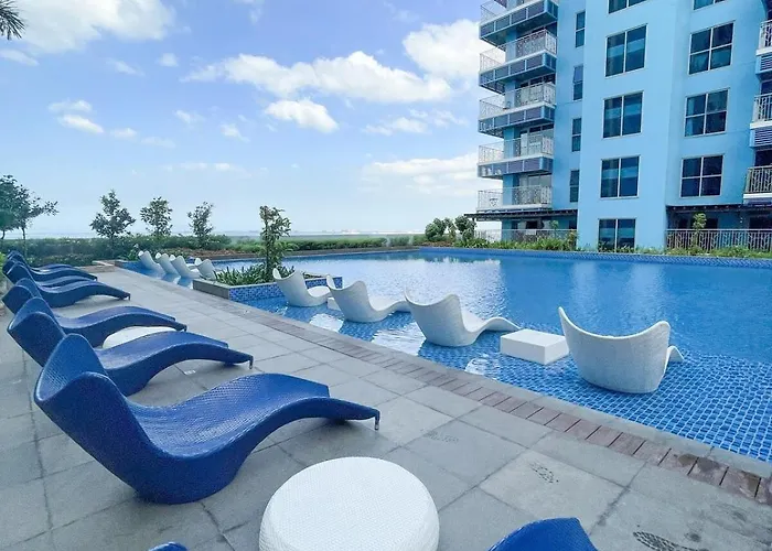 Ultra Luxury 1br Near Solaire & Okada Apartment *