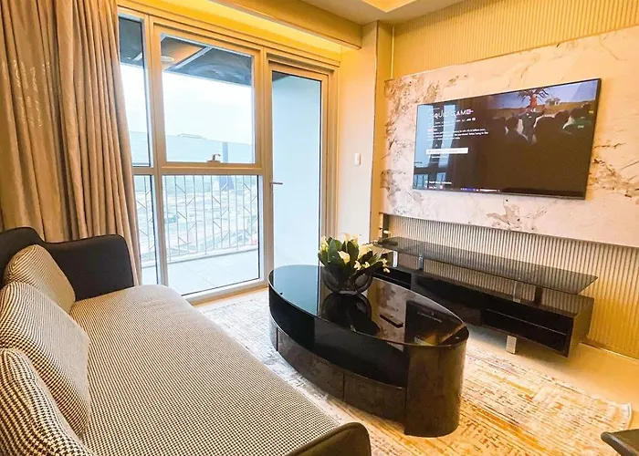 Ultra Luxury 1br Near Solaire & Okada Apartment Manila